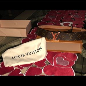 Unisex Louis Vuitton Monogram Belt